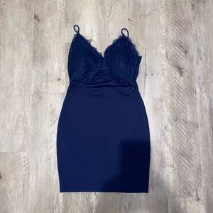 NAVY LACE TOP OPEN STOMACH DRESS
